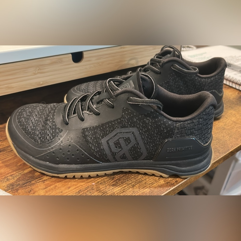 Women’s Born Primitive Trainers Sz 7.5